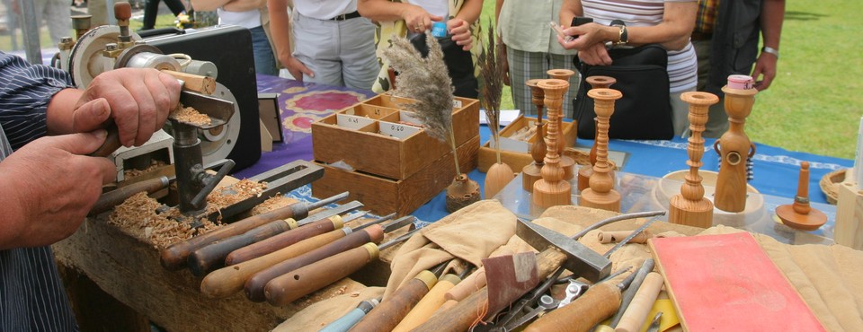 Flachsmarkt rund um Burg Linn